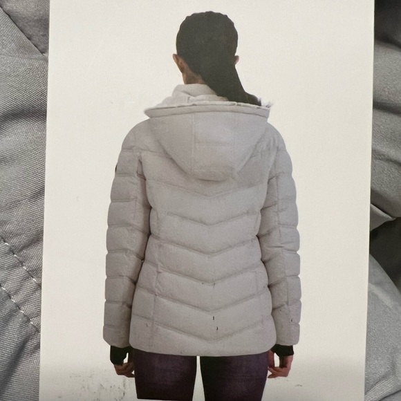 NWT Nautica Ladies’ Stretch Puffer Hooded Jacket, S - Picture 5 of 6